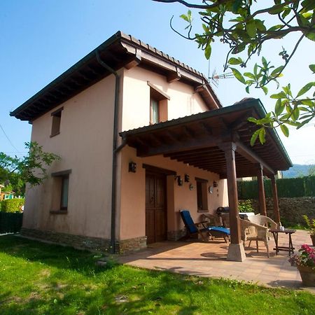 Villa Isabel Piloña Екстериор снимка